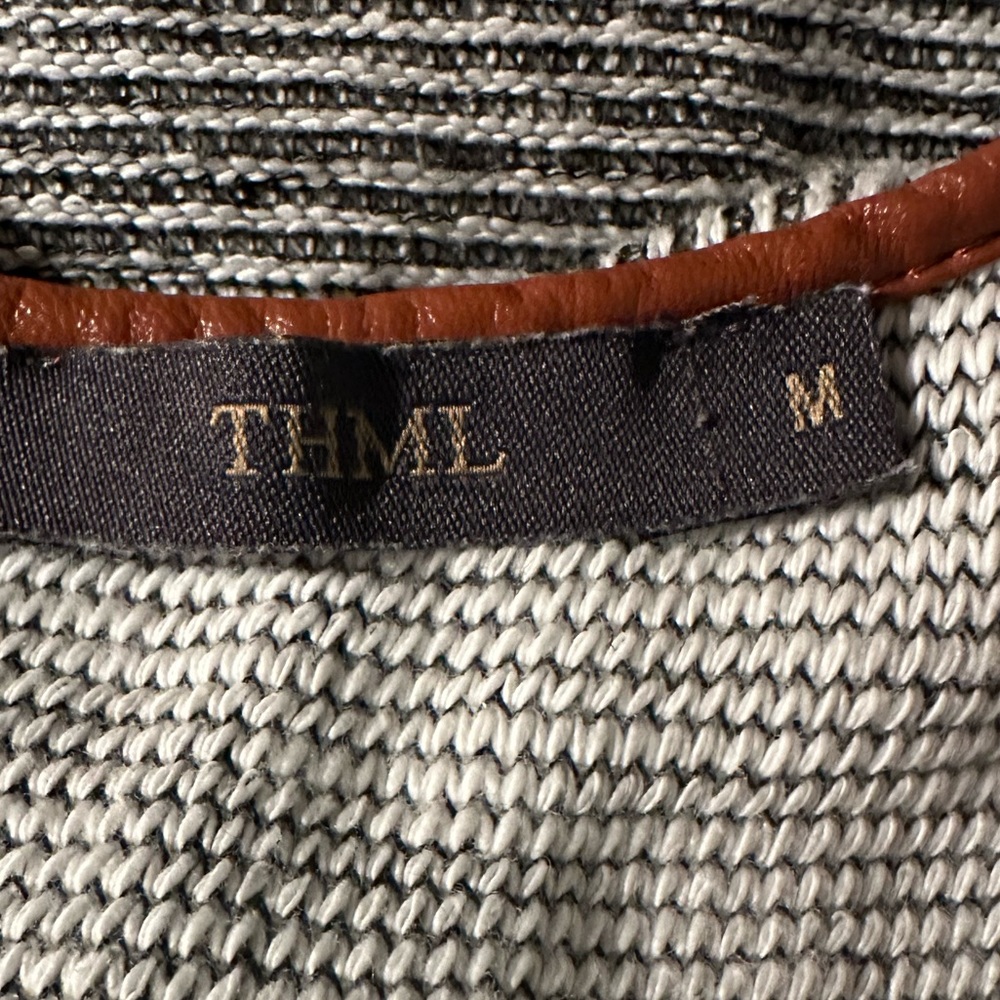 Thml Stitch Fix Button Back Blouse. Size Medium. - image 7